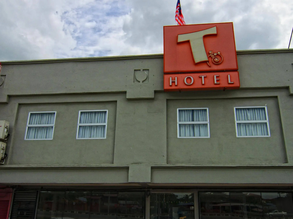 T Hotel Tandop