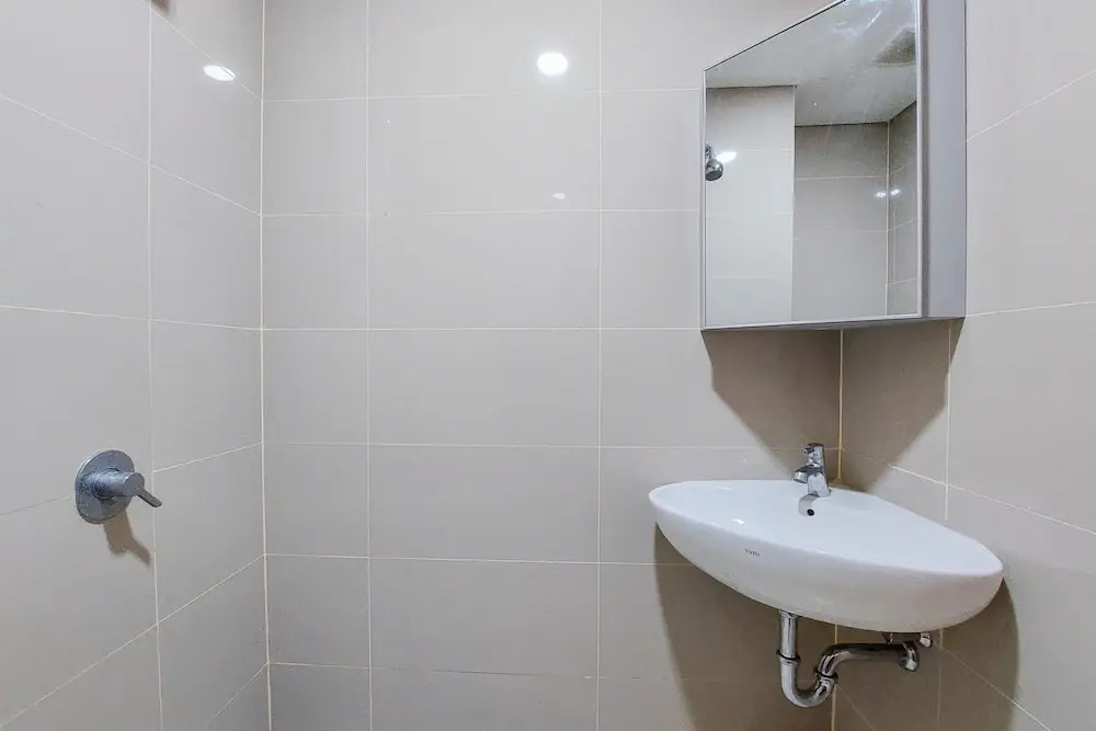 Fully Furnished And Cozy Studio Apartment At B Residence