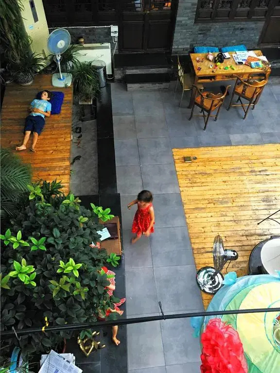Kelly‘s Courtyard Hotel