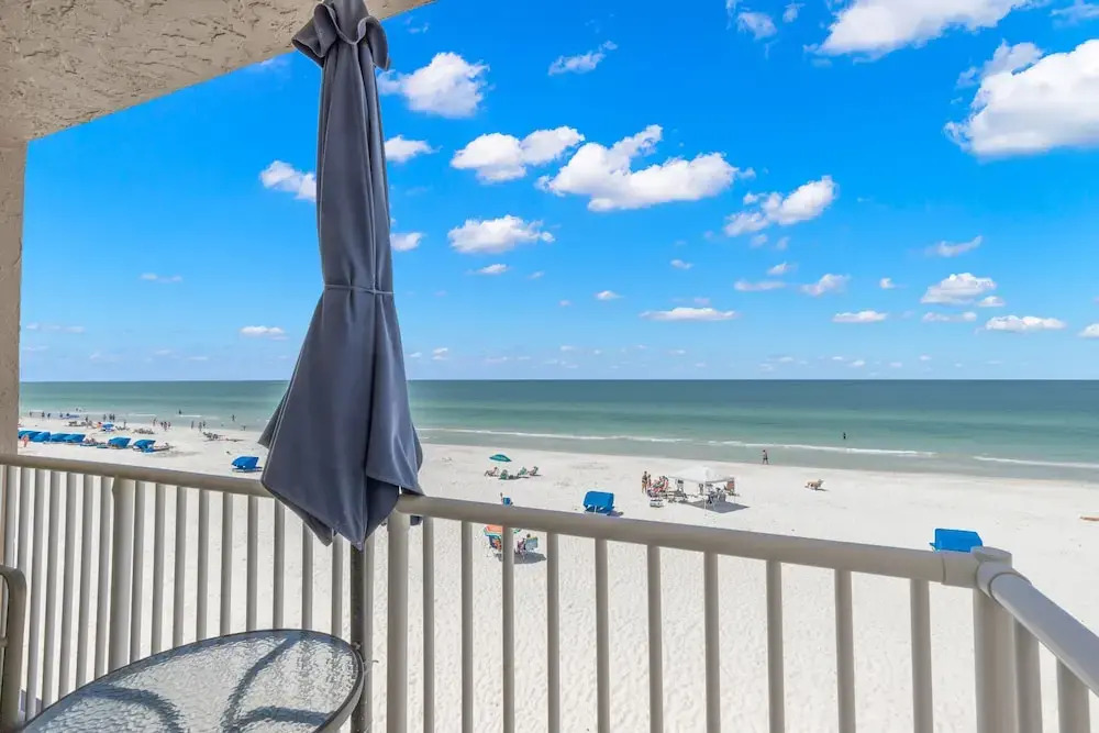 Gulf Shores by VTrips