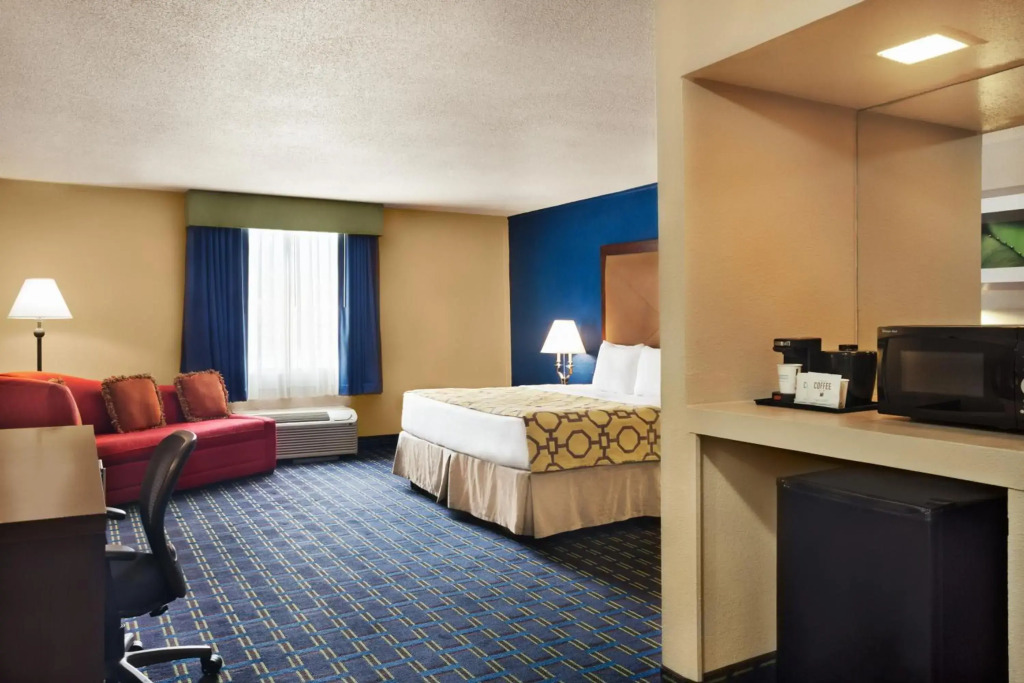 Quality Inn Little Rock on I-30 Near Littlerock airport