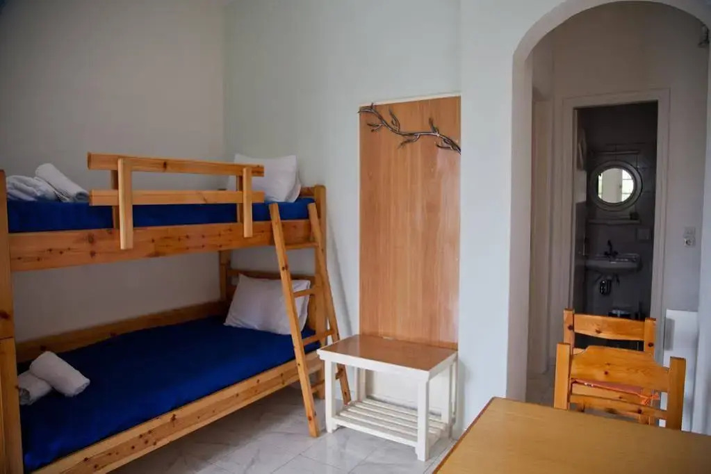 Theo Studios & Apartments