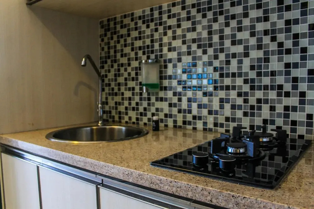 Fully Furnished Studio Apartment at Tamansari The Hive