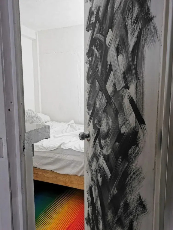 Vela Lounge & Hostel PV