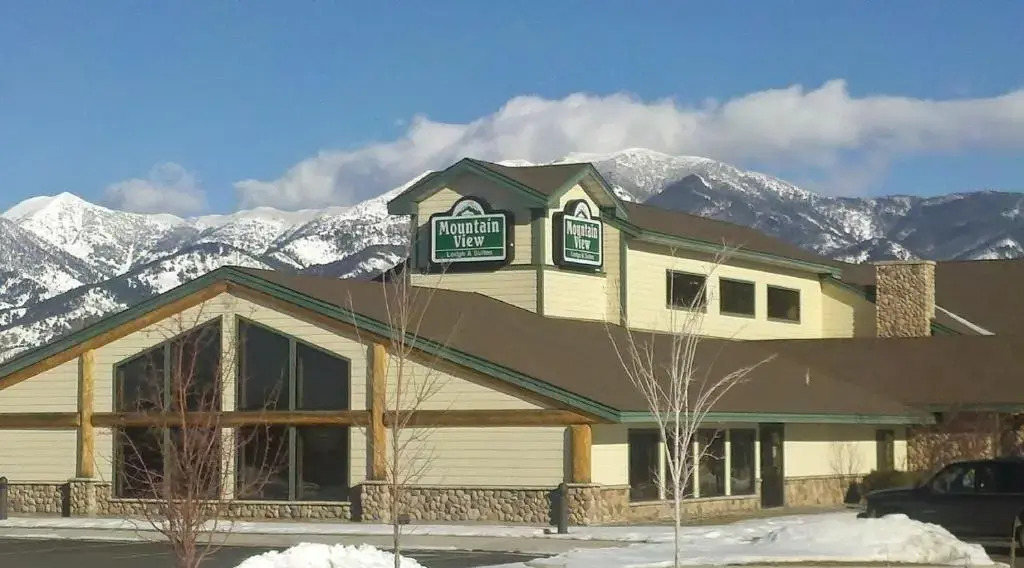 MountainView Lodge and Suites