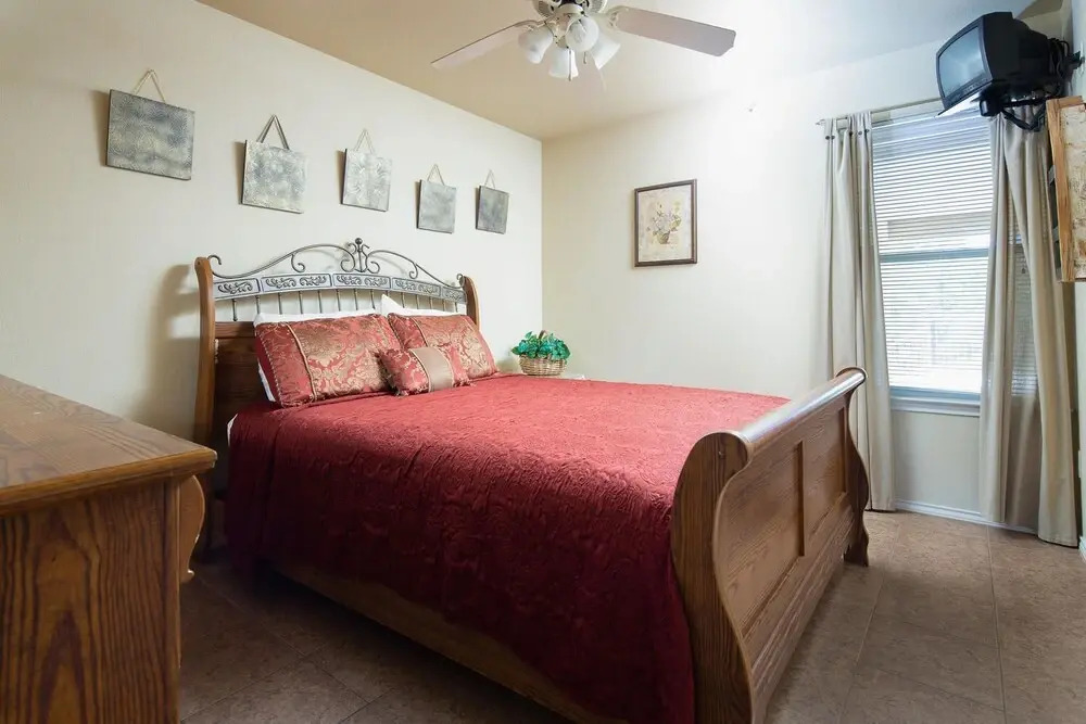 5 O'clock Somewhere! Ww H302 2 Bedroom Condo by RedAwning