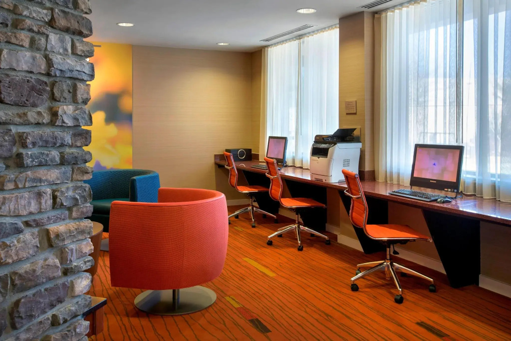 Courtyard by Marriott Paramus