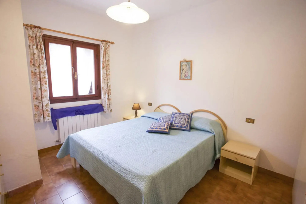 Apartment Il Sogno 2 in Capoliveri with terrace-IL SOGNO QUADRI N° 2