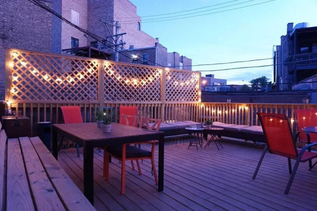Wrigley Hostel - Chicago