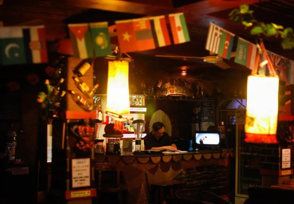 Leo Hostel