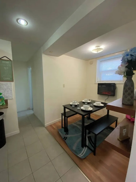 Lovely 2 Bedroom In Brooklyn Sleeps 5