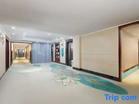 PUSHOW Hotel