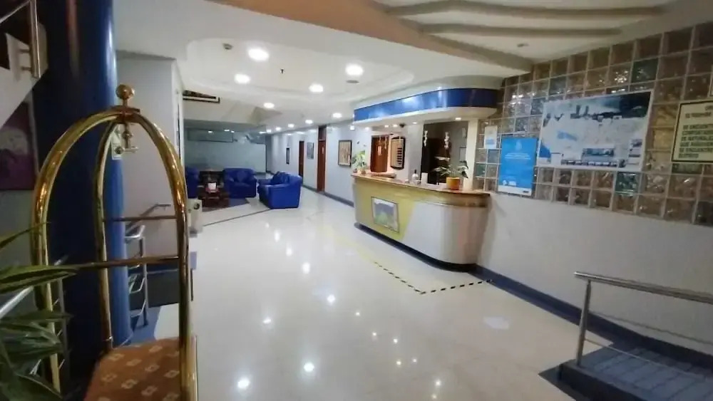 Blue Star Hotel