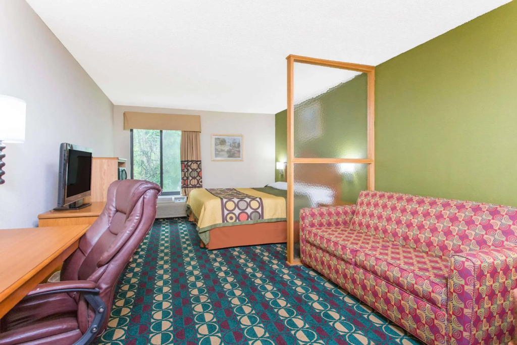 Super 8 By Wyndham Spartanburg/I-26 Exit 22