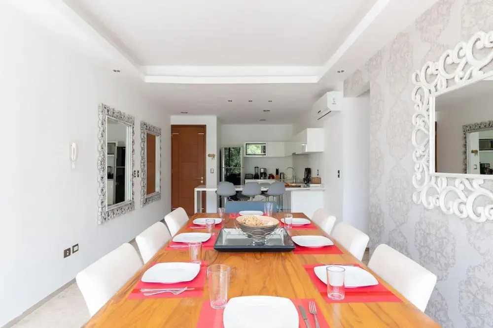 Stunning 2 in 1 Apartments Ocean View Rooftop Pool Near The Beach and 5th Avenue