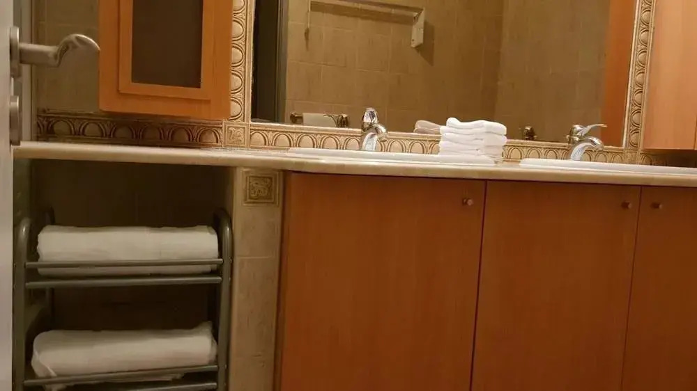 Apartment With 3 Bedrooms in Lisboa, With Wifi - 23 km From the Beach