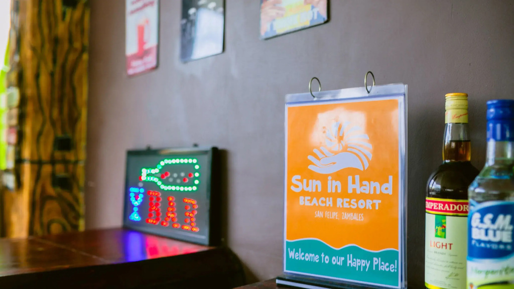 Sun in Hand Beach Resort