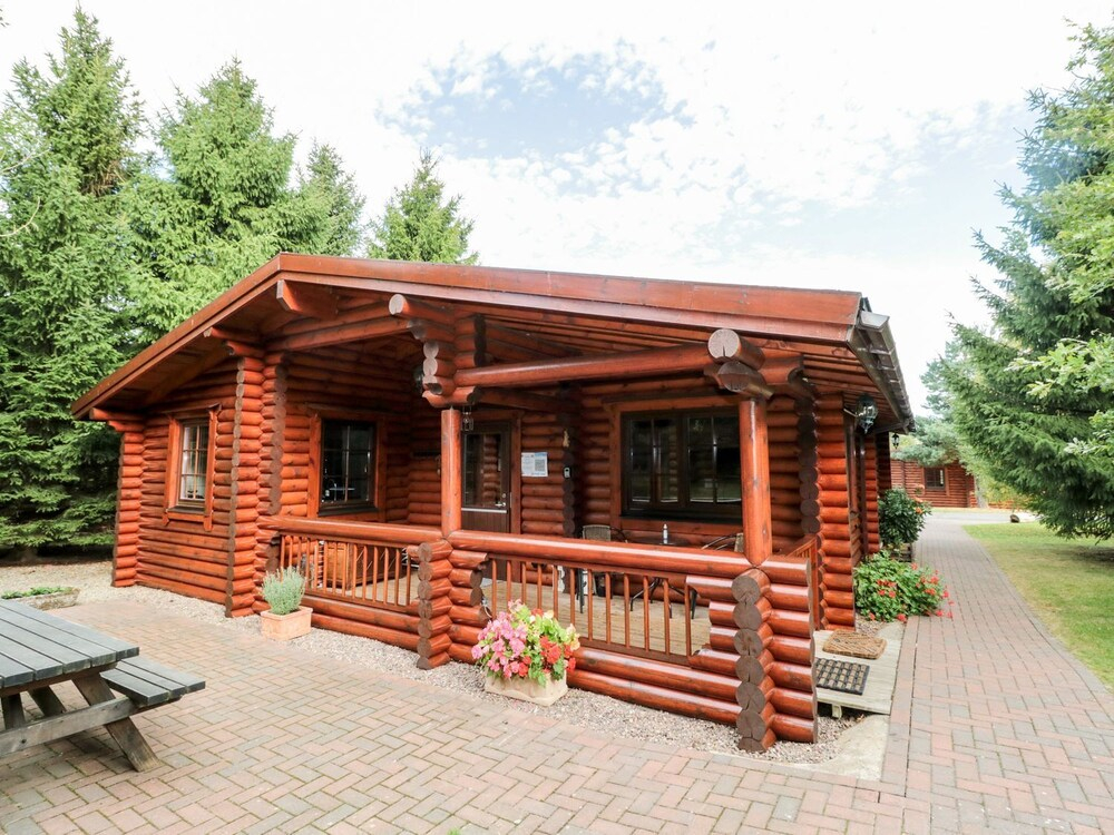 Little Bears Hideaway @ 23 Lakeside