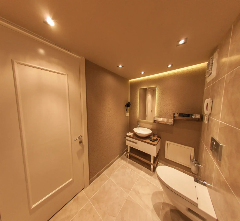 Melek Hotels Moda