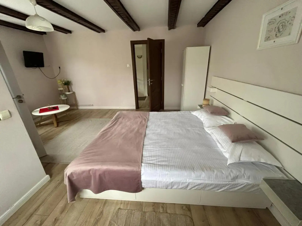 Vila Monica