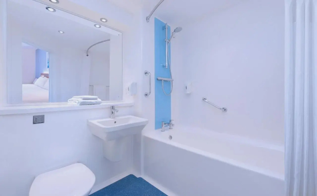 Travelodge Harrogate West Park