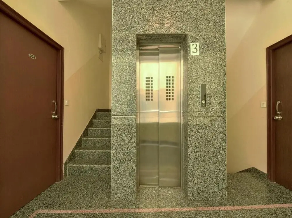 Hotel Golden Leaf
