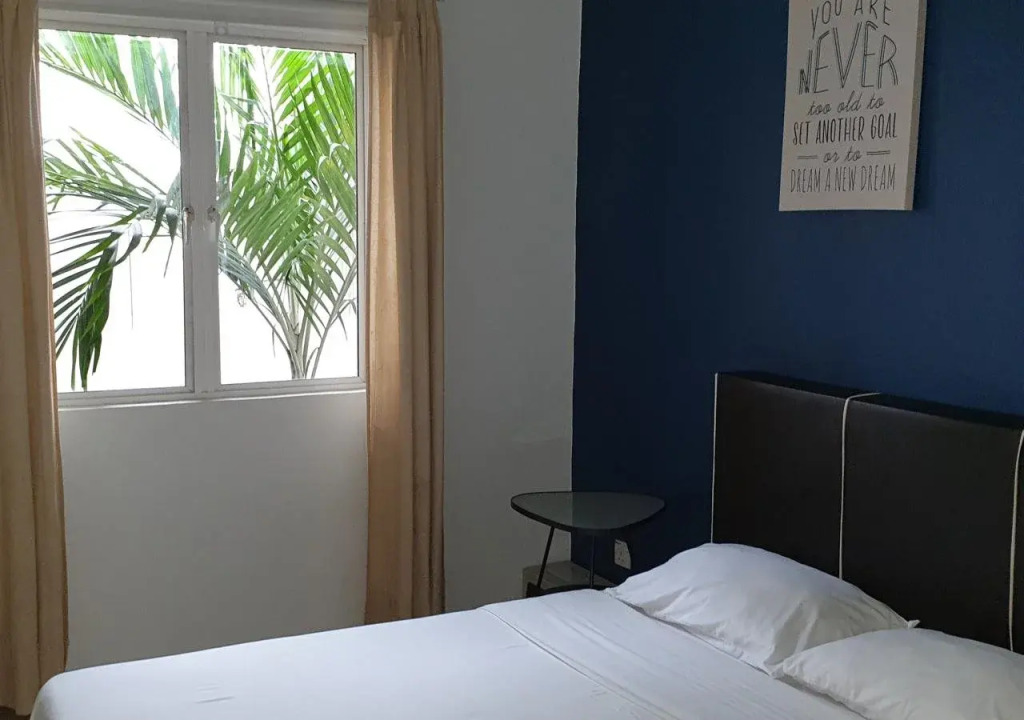 ZEN Rooms Sahabat Guesthouse