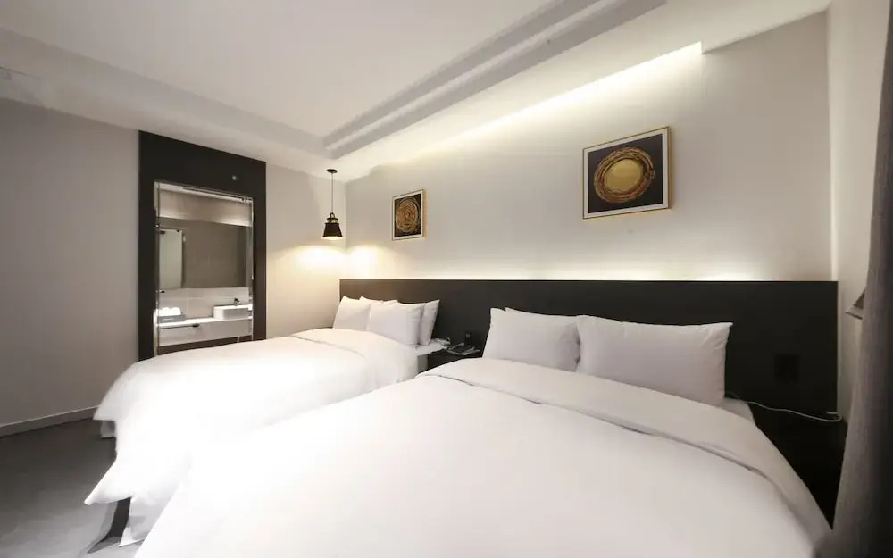 Gunsan Hotel Withus