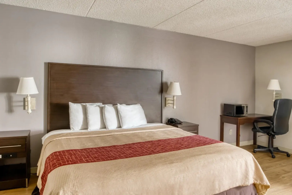 OYO Hotel Burlington South