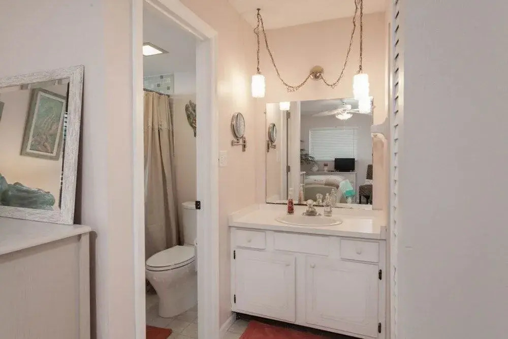 3045 #5A Fort Myers Beach - 2 Br Condo