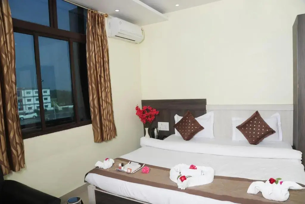 Hotel Vaishnavi Heights