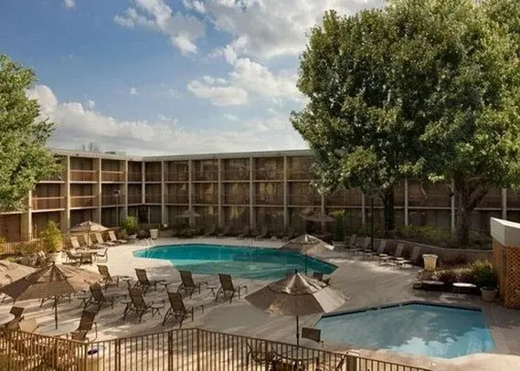 Hilton-Little Rock Metro Center