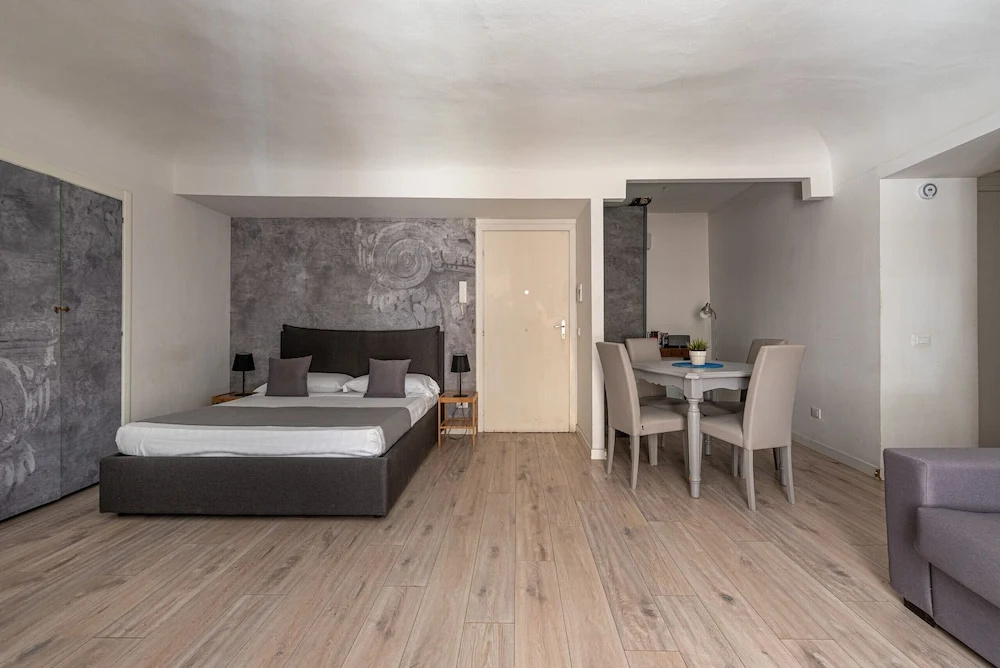 Real Umberto Apartments by Wonderful Italy
