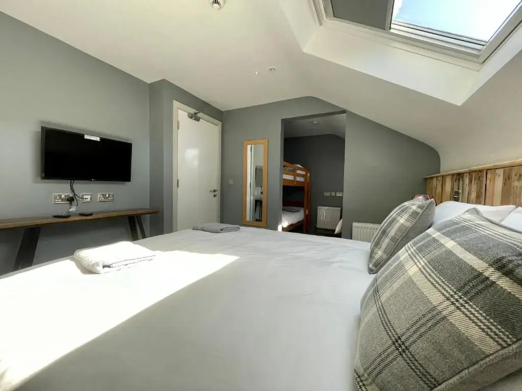 Rostrevor Mountain Lodge Hostel Accommodation