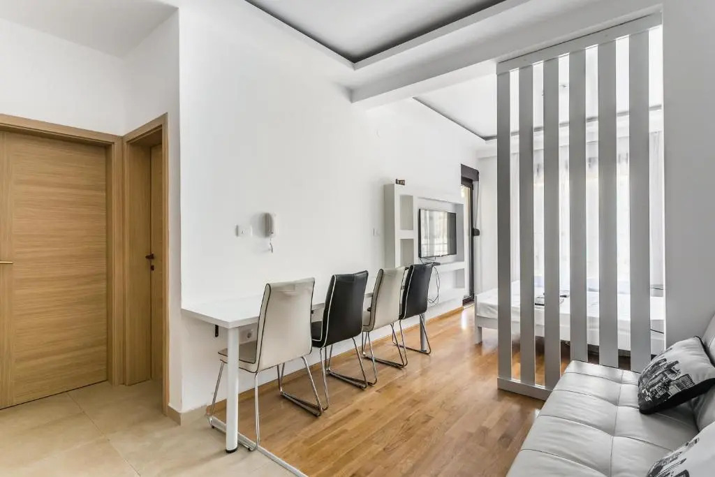 Apartment with bedroom Becici White