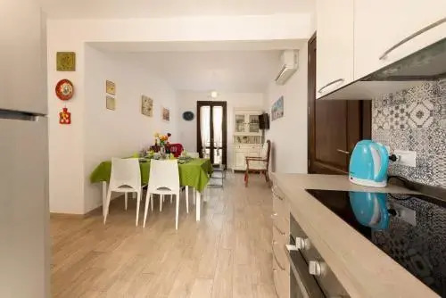 Voglia di mare Low cost/Mapo-Tamarindo