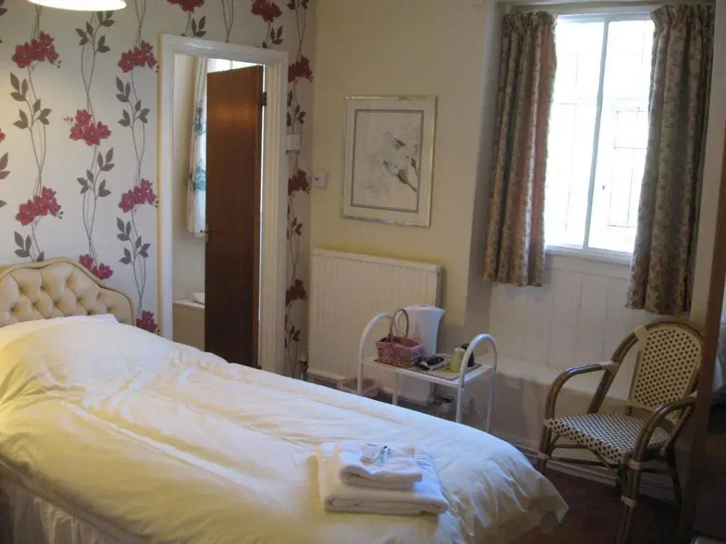 The Red Lion Hotel