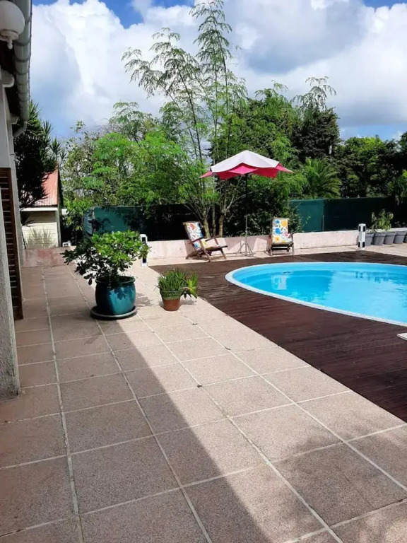 Studio in Baie Mahault, With Shared Pool, Furnished Garden and Wifi - 12 km From the Beach
