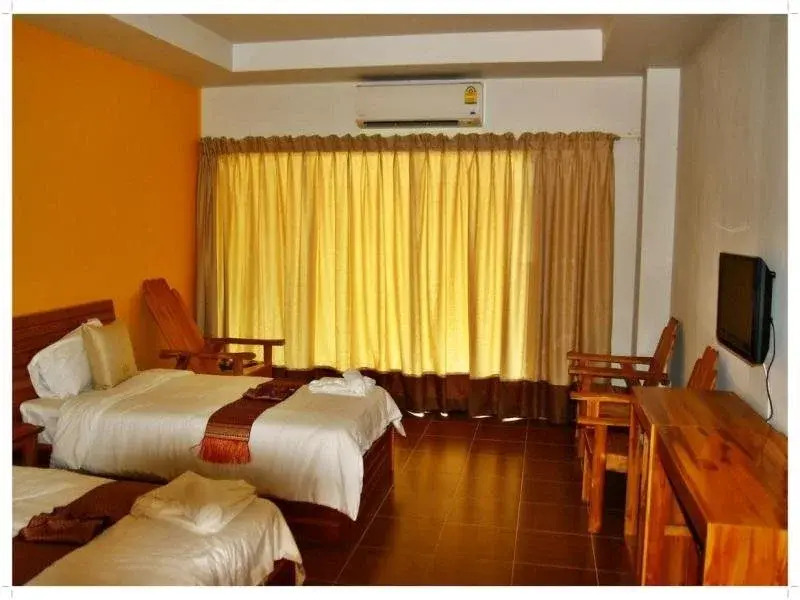 Phusakthan Resort(ภูสักธารรีสอร์ท นครนายก)