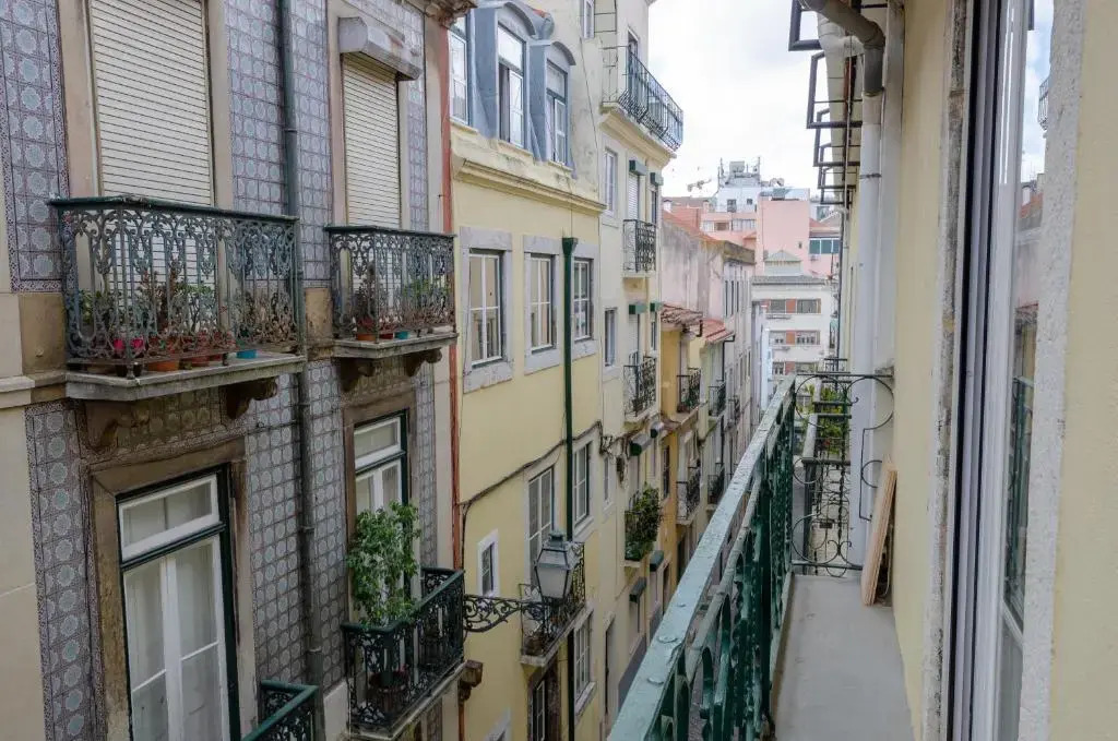 118 A - Typical apartment in Avenida