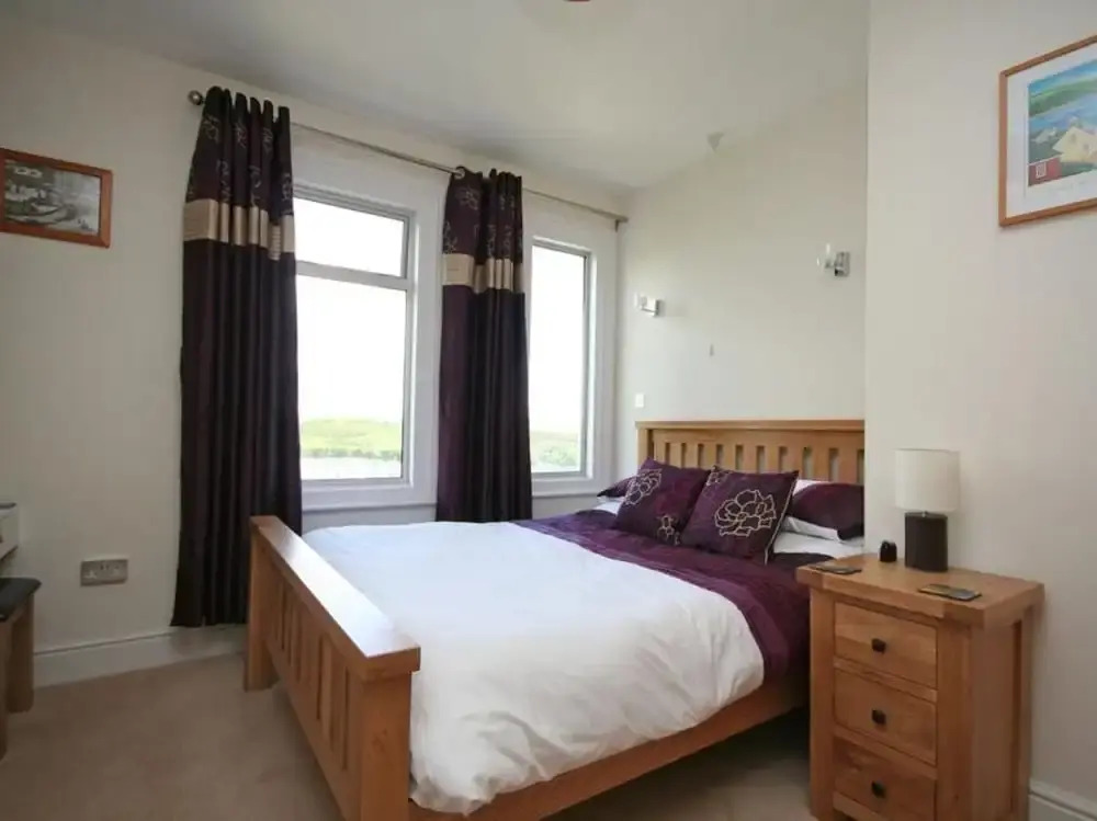 6 Glenthorne House