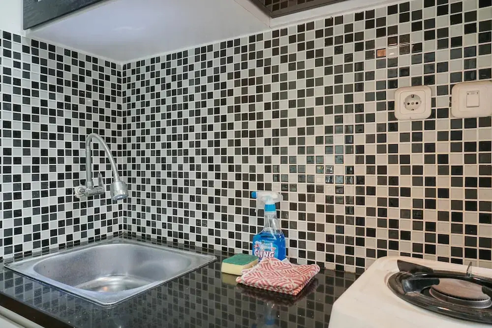 Homey Studio Margonda Residence 1 Apartment