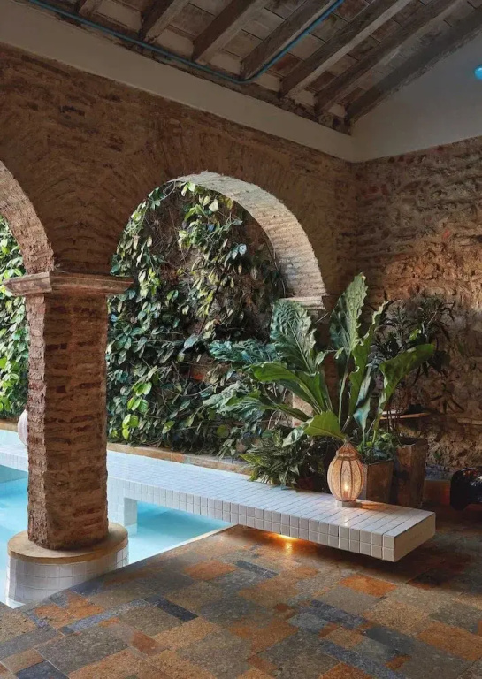 NOK Luxury Colonial Villa 6BR With Pool, Staff & Breakfast at Getsemani