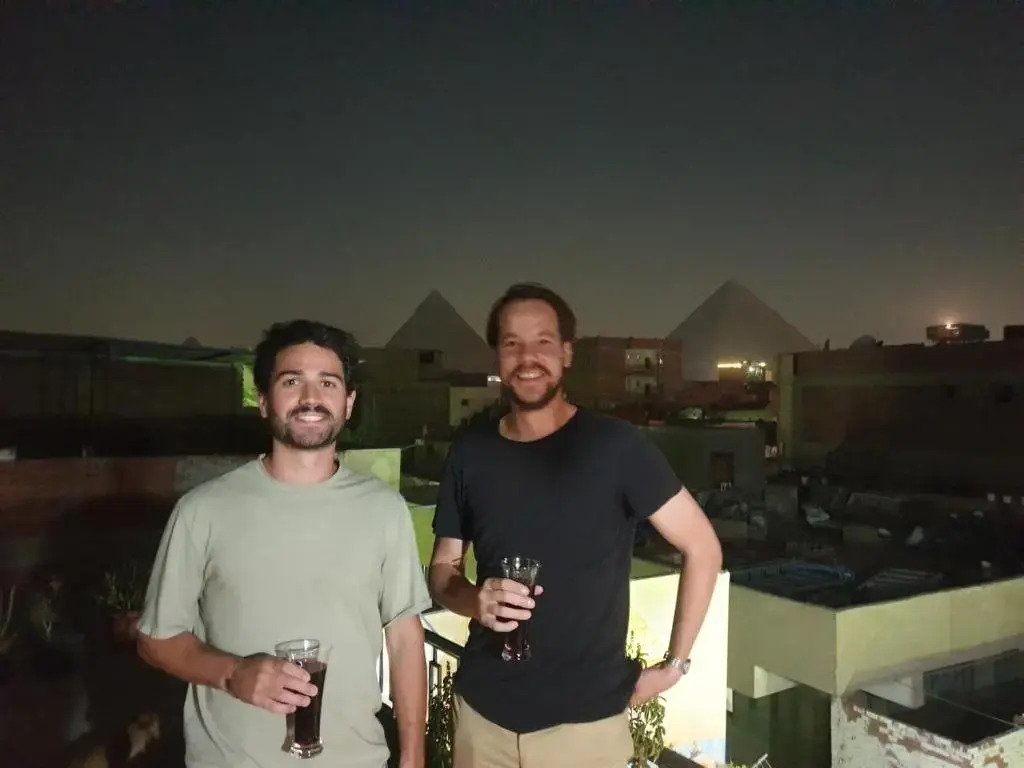 2 Jana Pyramids view inn