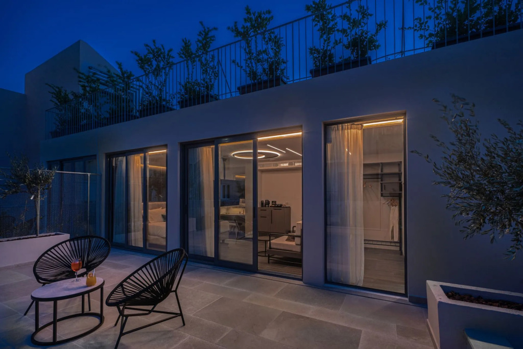 Hellenic Vibes Smart Hotel