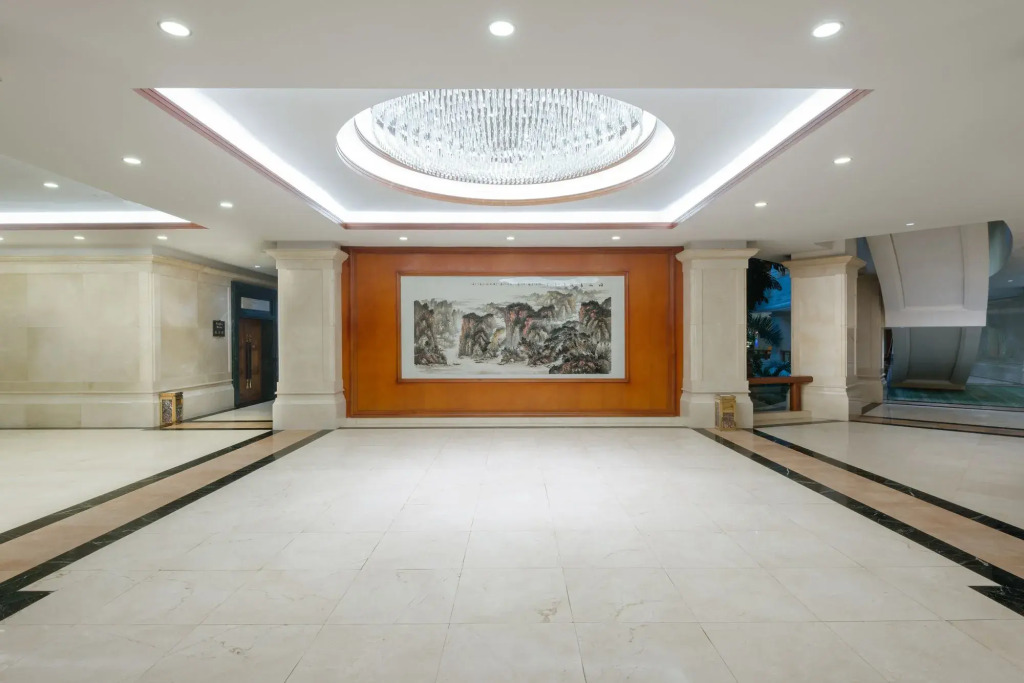 Crowne Plaza Zhanjiang