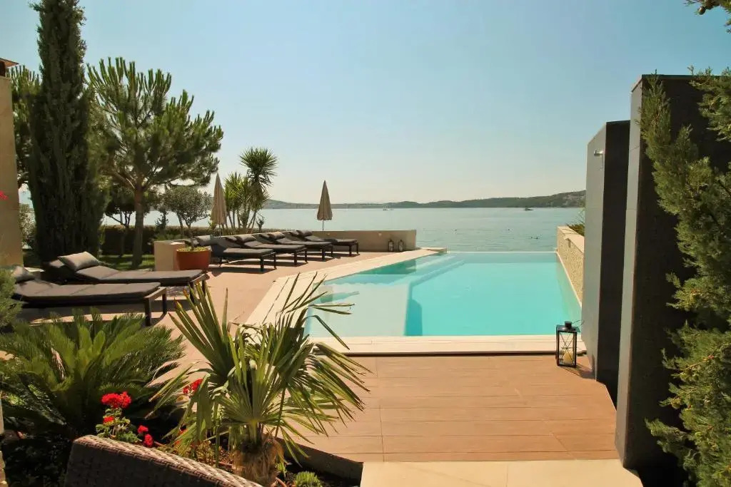 Apartments Marer