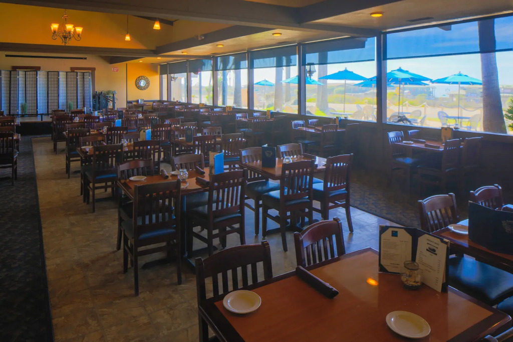 San Simeon Lodge