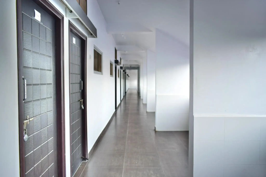 Hotel Golden Nest