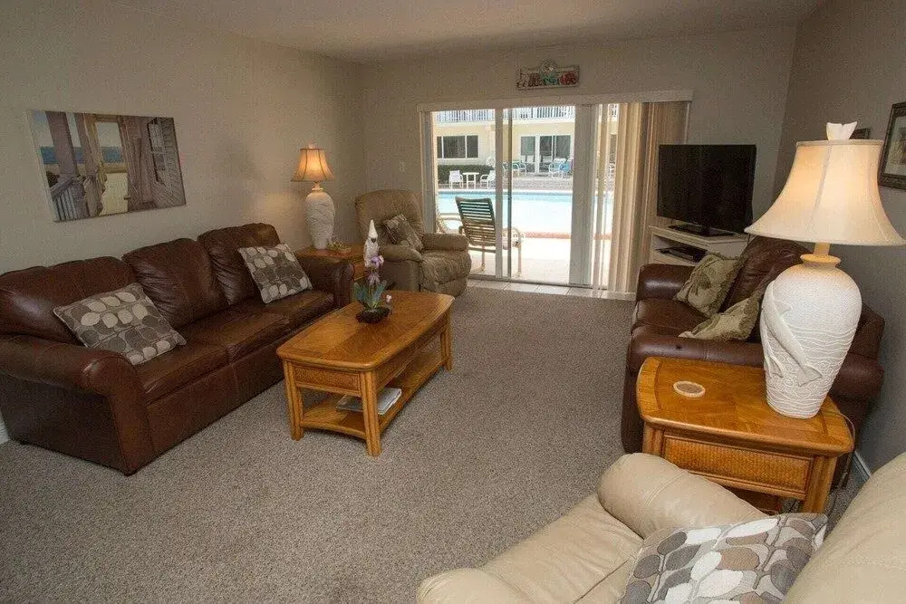 Win-San C-102 - 2 Br Condo